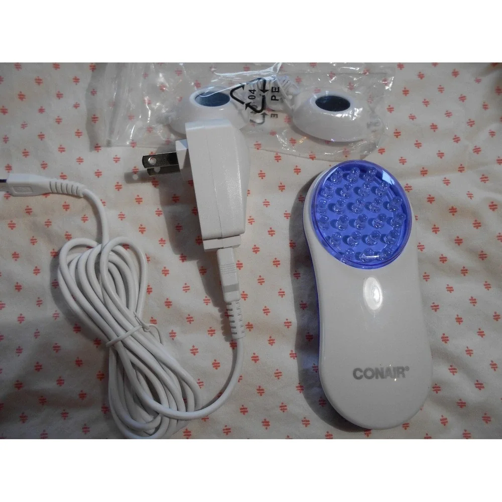 New True Glow Light Therapy Treatment by Conair ACNE & ANTI AGING W GLASSES
